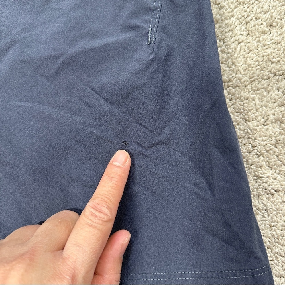 Arc’teryx Women’s Alroy Short 7” Mid Rise Lightweight Outdoor Hiking in Navy 6 - Picture 16 of 16